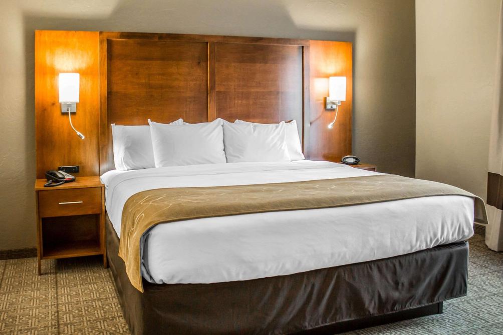Comfort Suites Hartville North Canton 105 1 2 5 Hartville