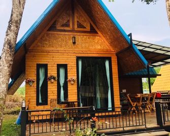 Ban nab dao Koh Libong - กันตัง - อาคาร