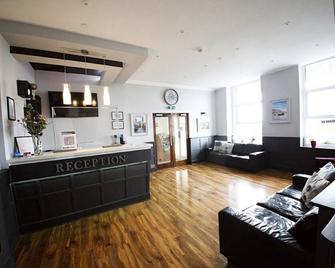 The Lansdowne - Hastings - Living room