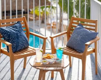 Compass Hotel By Margaritaville, Anna Maria Sound - Брейдентон