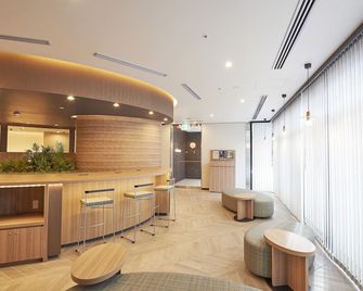 Sotetsu Fresa Inn Yokohama Higashiguchi - Yokohama - Front desk