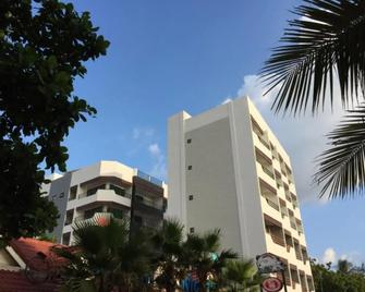 Seabreeze Bangsaen - Chonburi - Building