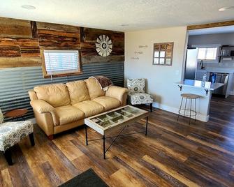Cozy Cabin-like Retreat in Central Utah - 리치필드 - 거실