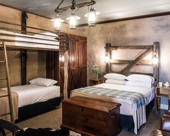 Saltbush Retreat - Longreach - Ložnice