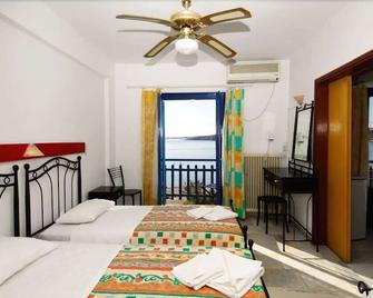 Hotel Paros - Parikia - Bedroom