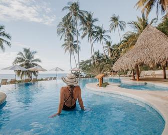 Tango Mar Beachfront Boutique Hotel & Villas - Tambor - Pool