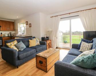 Broom Cottage - Sidmouth - Living room