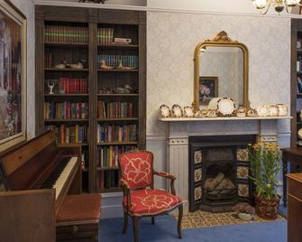 Yorke Lodge Bed & Breakfast - Canterbury - Lounge