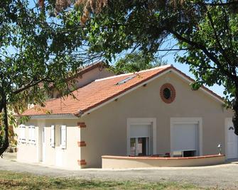 Peaceful cottage in the Gers countryside - Montesquiou - Edificio