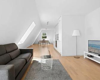 Boissonnet 96 Residence by Homenhancement - Lausanne - Wohnzimmer