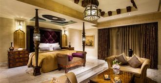 فندق ذا ريتز كارلتون شرق فيليدج، الدوحة - الدوحة - غرفة نوم