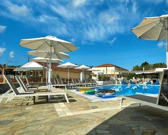 Fardini Seaside Hotel - Kavos - Pool