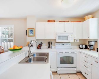Linger Longer by AvantStay Key West Walkable Gated Community Shared Pool Month Long Stays Only - Cayo Hueso - Cocina