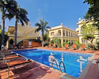 Raj Palace Resort - Sawāi Mādhopur - Uima-allas