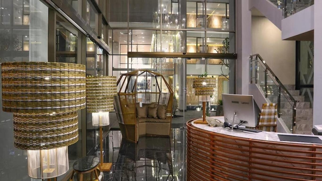 Stay with Nimman Chiang Mai