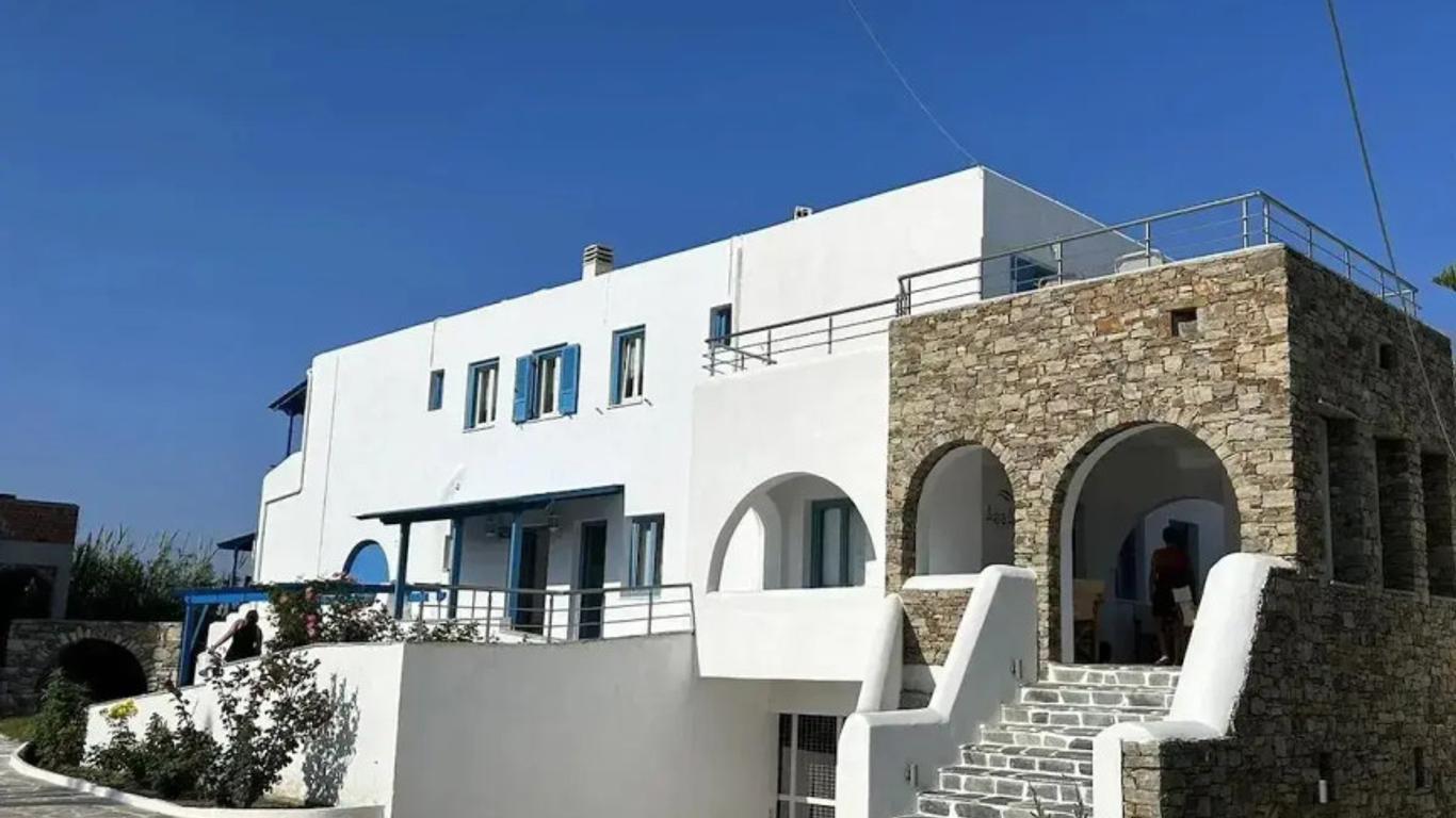 Agia Anna Hotel