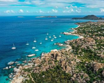 Gorgeous 3 Br Villa With Spectacular Views Of Crook's Bay. Renovated & Ready! - Virgin Gorda - Building