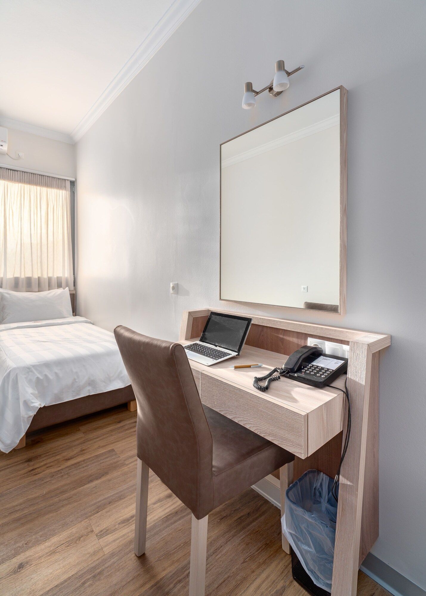 Attalos Hotel - Atenas
