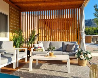 Blue Charm Mobile Home - Orebic - Patio