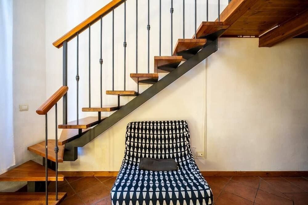 2 - Monolocale silenzioso a due passi dal centro - فلورنس - سلالم