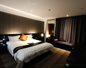 Jiayue Hotel - Xingtai - Bedroom