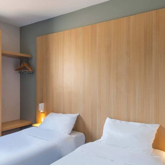 B&B HOTEL Angers Parc Expos image 1