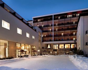 Morosani Schweizerhof - Davos - Building