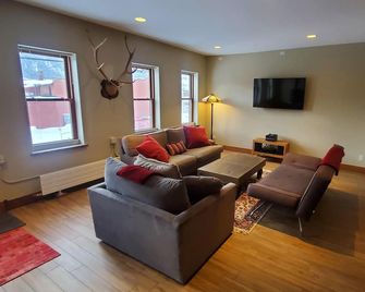 Modern Downtown Loft In Heart Of Silverton - Silverton - Sala de estar