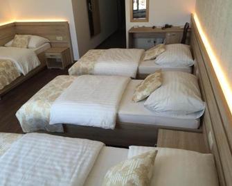 Hotel Samaria - Šamorín - Bedroom