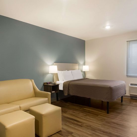 Woodspring Suites Jacksonville - South image 1