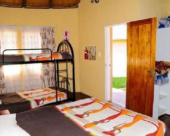 Sheris Lodge And Backpackers - Graskop