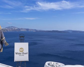 White Pearl Villas - Fira