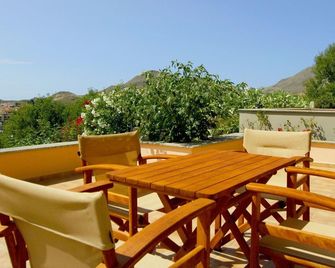 Amigdalies - Plati - Balcony