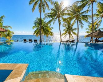 Relax Bali Resort, Diving & Spa - Kubu - Pool