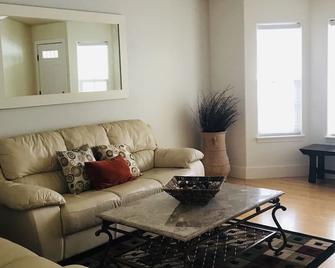 Cozy Home Near Sun Valley Resort! - Bellevue - Sala de estar