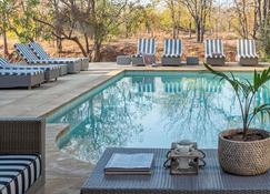 Xanatseni Private Camp - Kruger National Park - Pool
