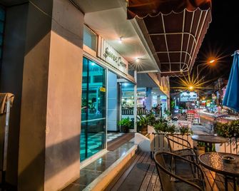 薩塔斯第一閣酒店 - 芭提雅 - 餐廳
