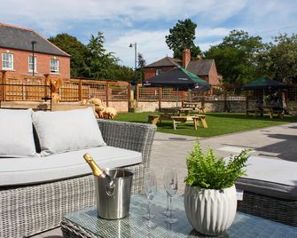 The Adam and Eve - Market Rasen - Patio