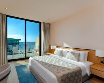 voco Dubai Monaco Heart of Europe by IHG - Dubái - Habitación