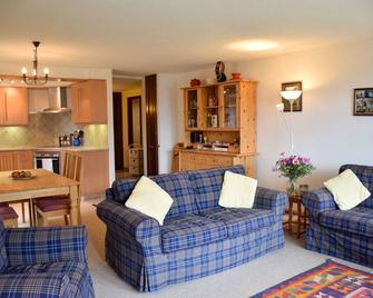 Chalet Majestic - Verbier, 3 bedroom apartment near the town centre super for family or small group - Bagnes - Sala de estar