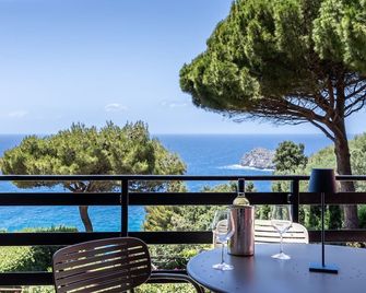 Lovely apartment for 4 people with pool, WIFI, A/C, TV, balcony and panoramic view - Porto Santo Stefano - Balcony