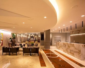 Hotel Metrópole Maringá - Maringá - Vestíbul