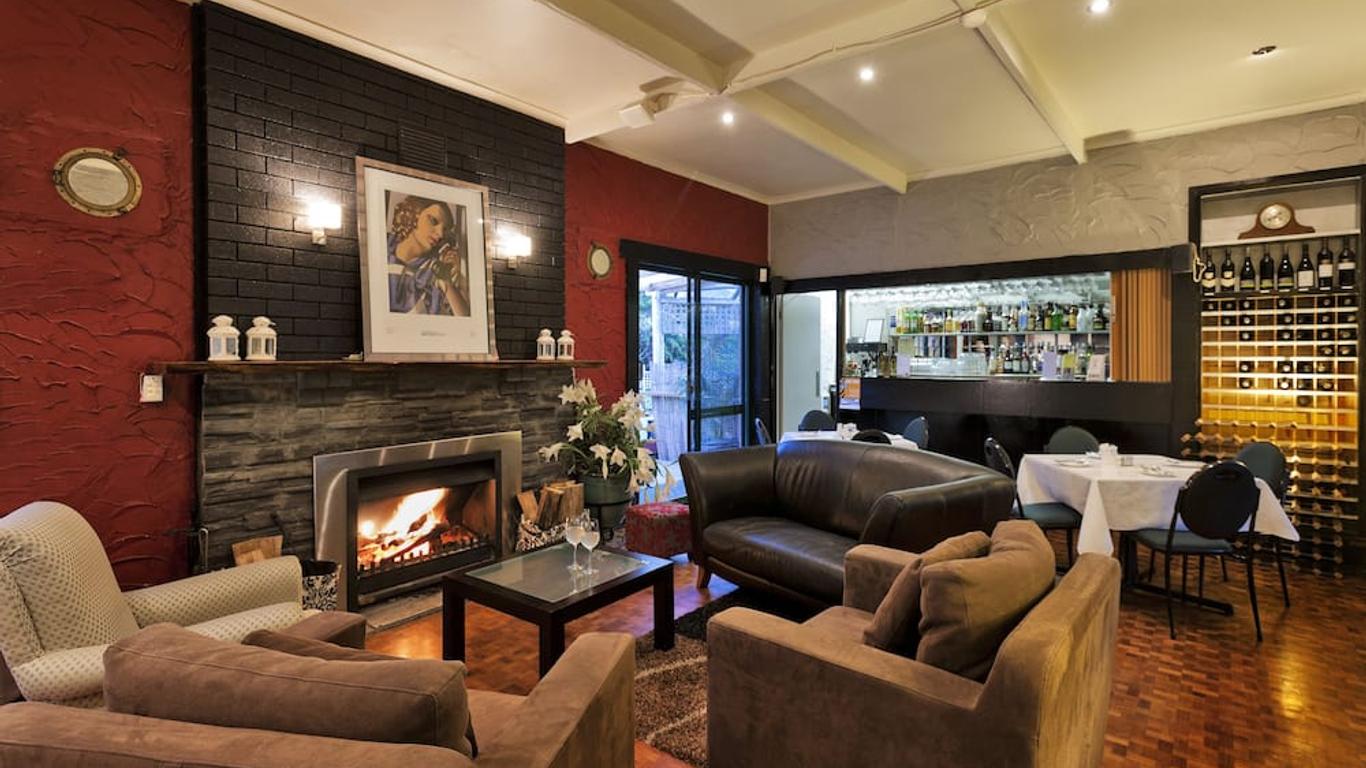 بيرني ايربورت موتيل