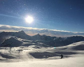 LE66: Fully refurbished apartment, with view of the mountains and next to slopes - Les Deux-Alpes - Property amenity