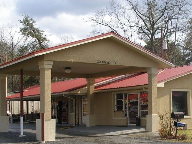 Executive Inn - Rocky Top - Edificio