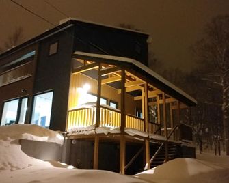 Cloud9 Room101 / Abuta-Gun Hokkaidō - Rusutsu - Gebäude