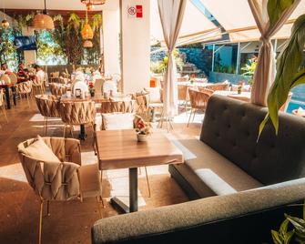 إيكو سيتي هوتليس - توكستلا جوتيريز - مطعم