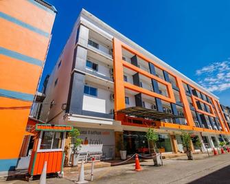 The Original Orange Hotel - Nakhon Si Thammarat - Building