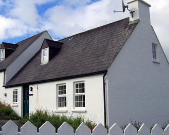 Cosy cottage in a dream location by the sea - Skibbereen - Building