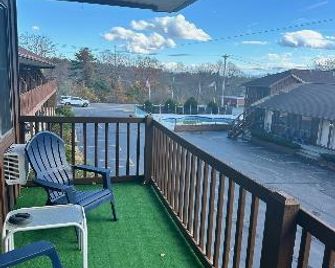 Mohican Resort Motel - Hồ Lake George - Ban công